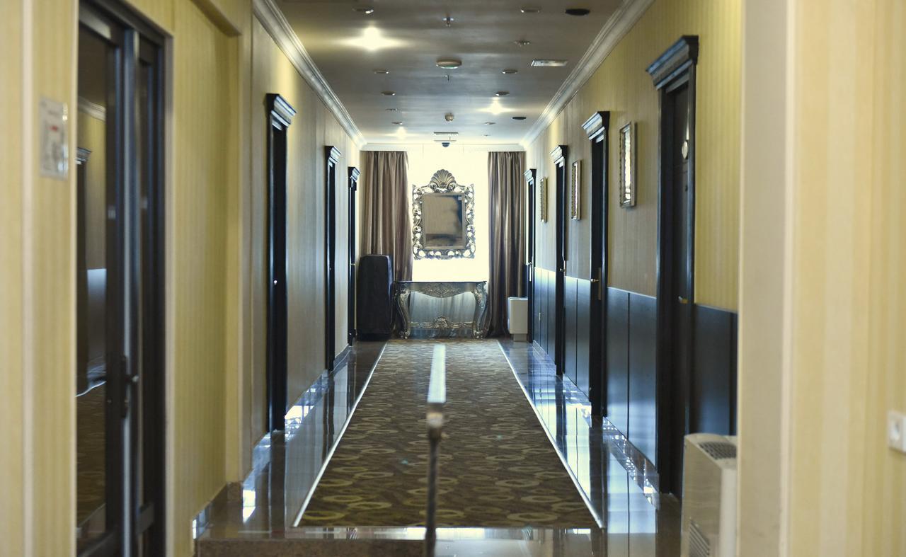 Imperial Palace Hotel יירבאן מראה חיצוני תמונה